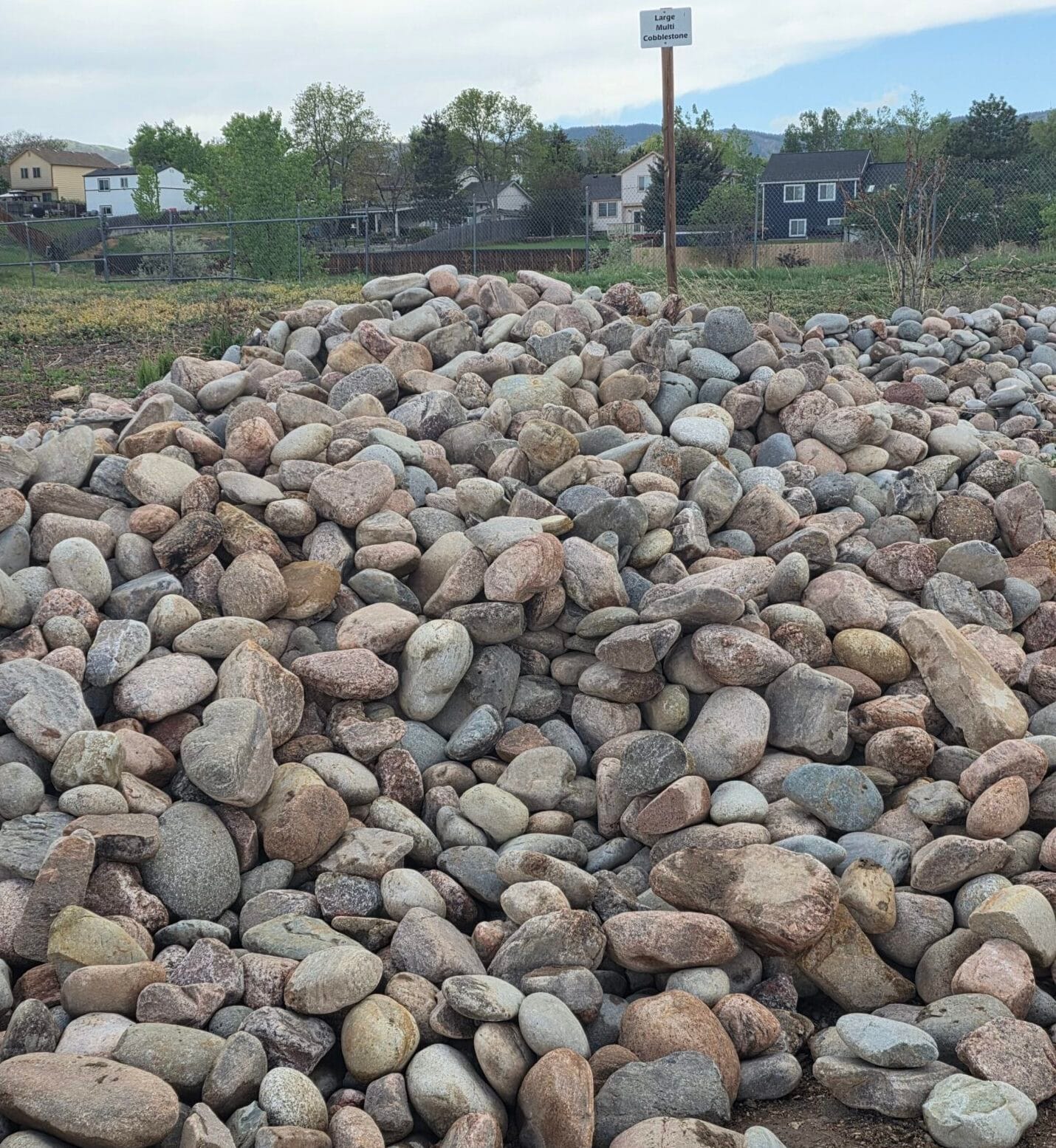 Lg_Multi_Cobblestone Large Multicolored Cobblestone